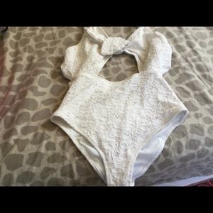 H&M white lace bathing suit